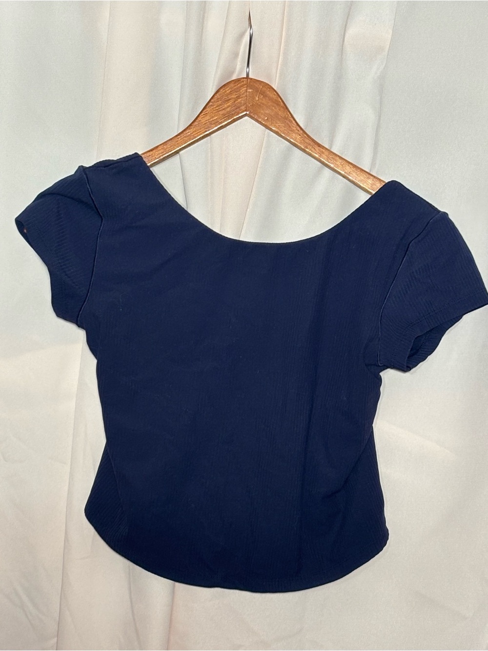 Aerie Scoop Neck, Open-Backed, Crop Top